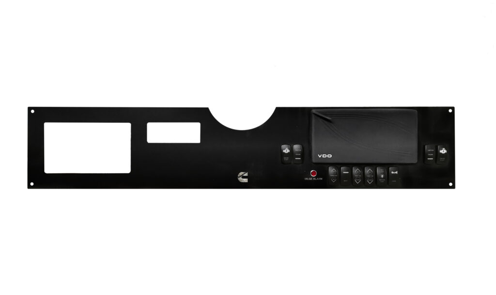 Engine Marine Instrument Panel with OCEANLINK 7″ TFT DISPLAY AC DC Marine Inc.