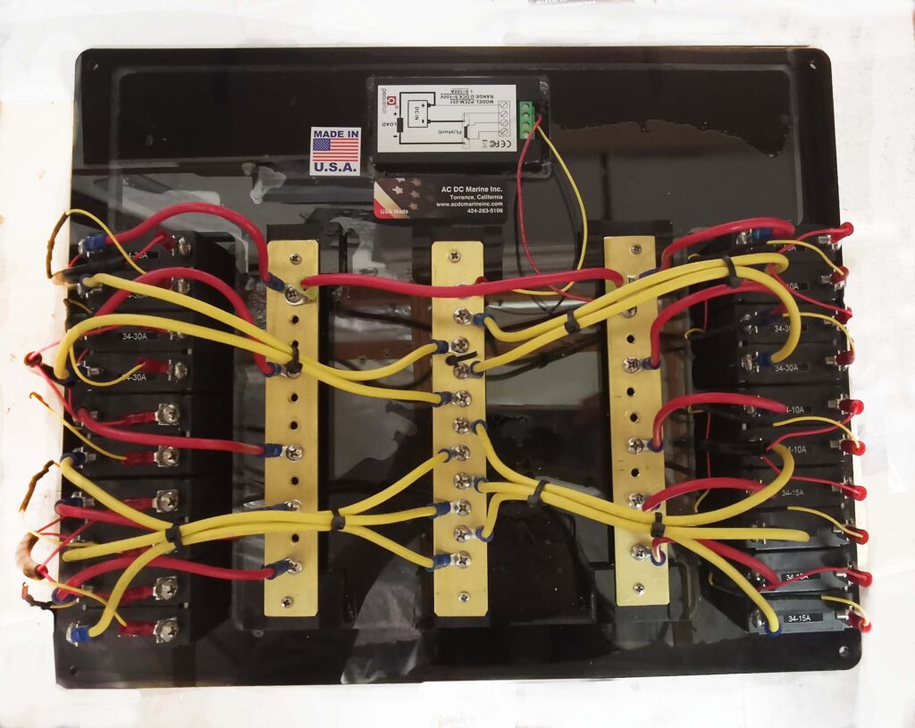 AC/DC POWER DISTRIBUTION PANEL AC DC Marine Inc.