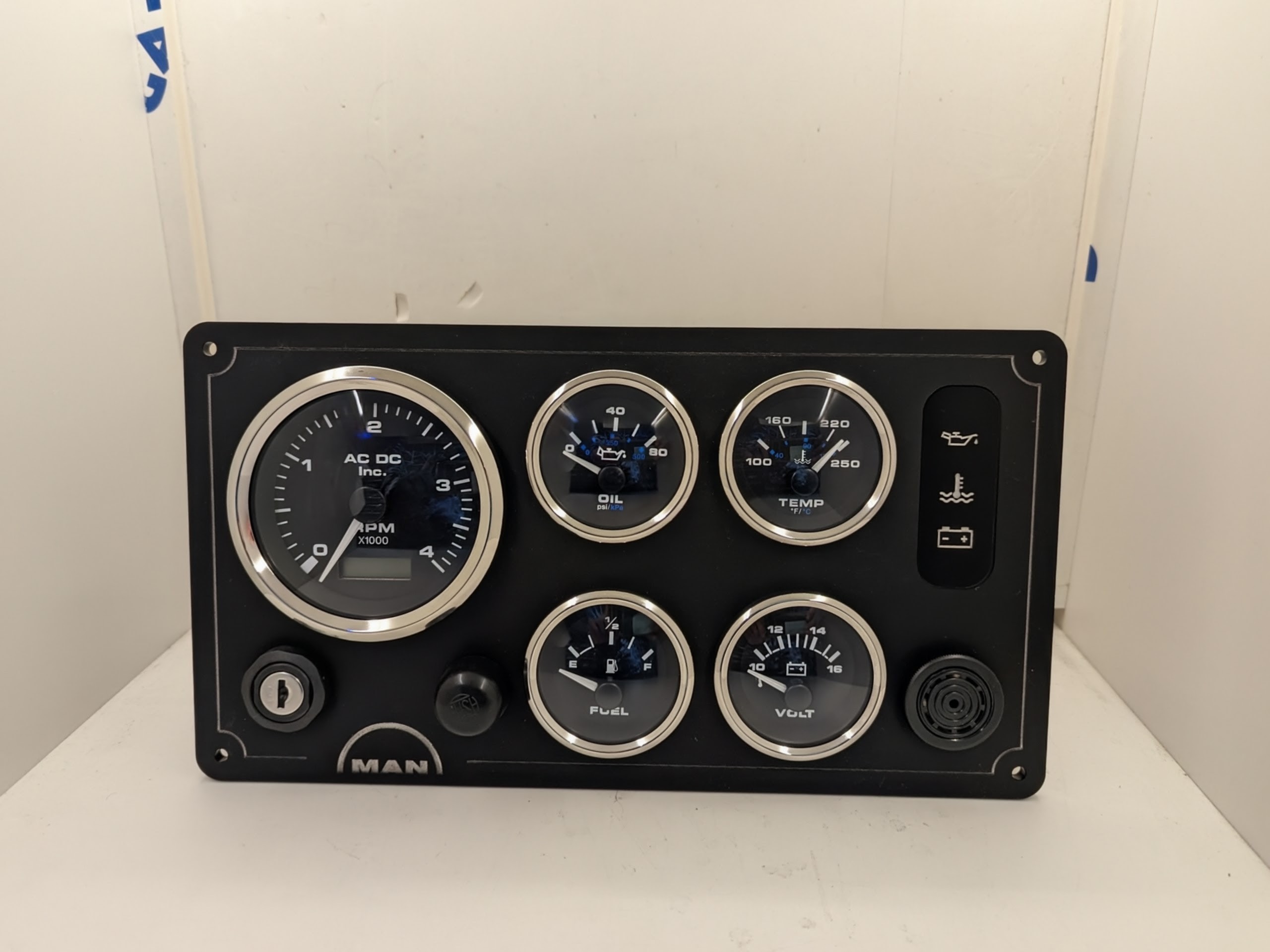 MAN Engine Marine Instrument Panel 5 Premier Gauges (Made in USA) - Image 1