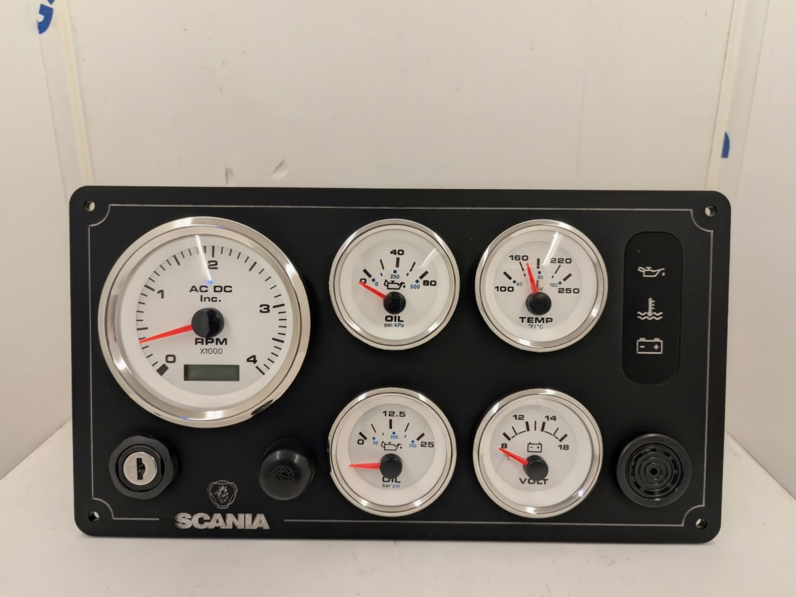 Scania Marine Instrument Panel 5 Premier Gauges (Made in USA) - Image 3
