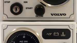 [Dual Engine] Volvo Penta Marine Diesel B-Type Panel 1 Premier Tachometer (Made in USA)