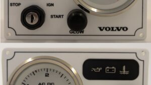 [Dual Engine] Volvo Penta Marine Diesel B-Type Panel 1 Premier Tachometer (Made in USA)